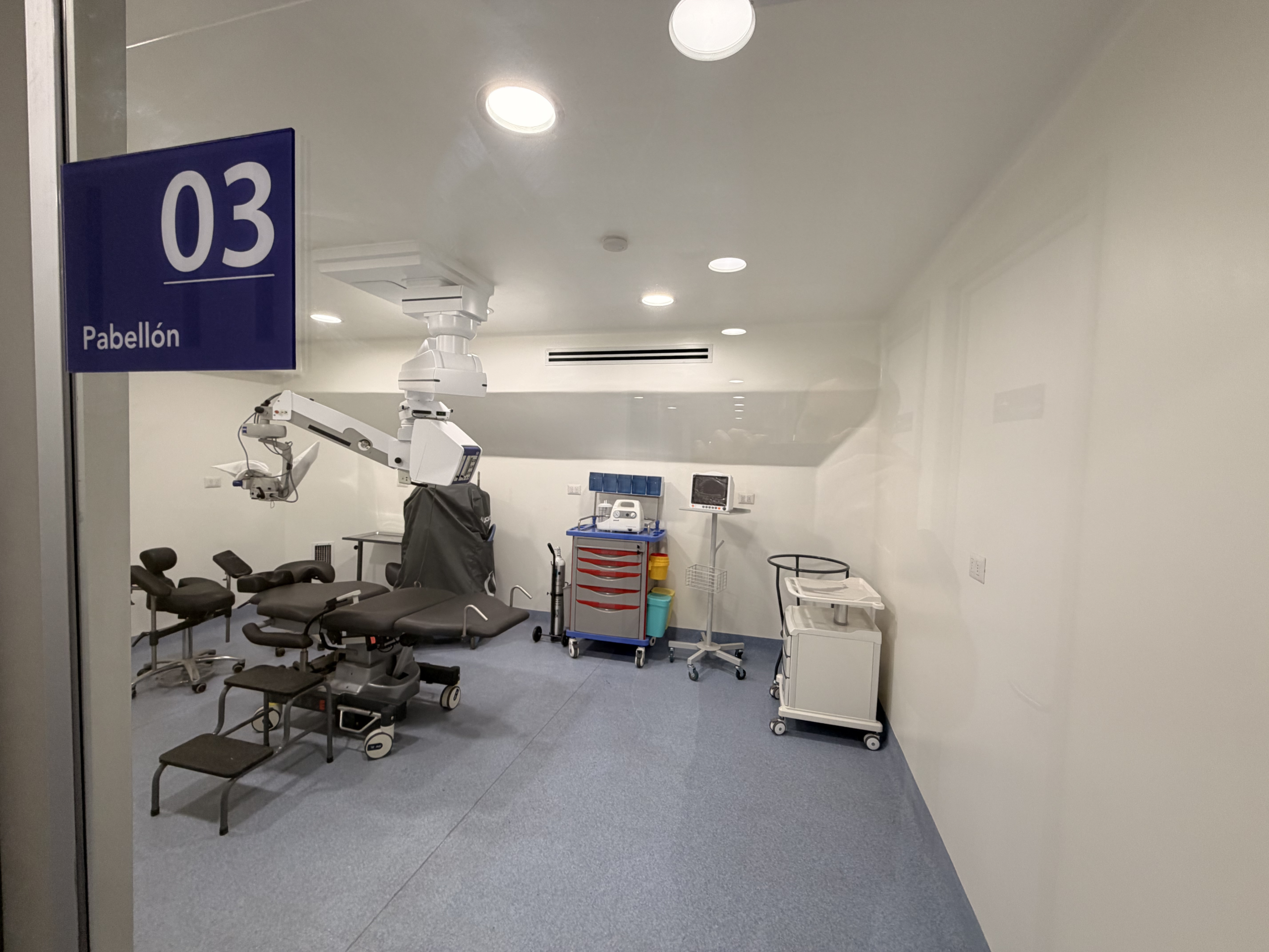 71BAB597-CF6E-49DA-9449-306F2605E663